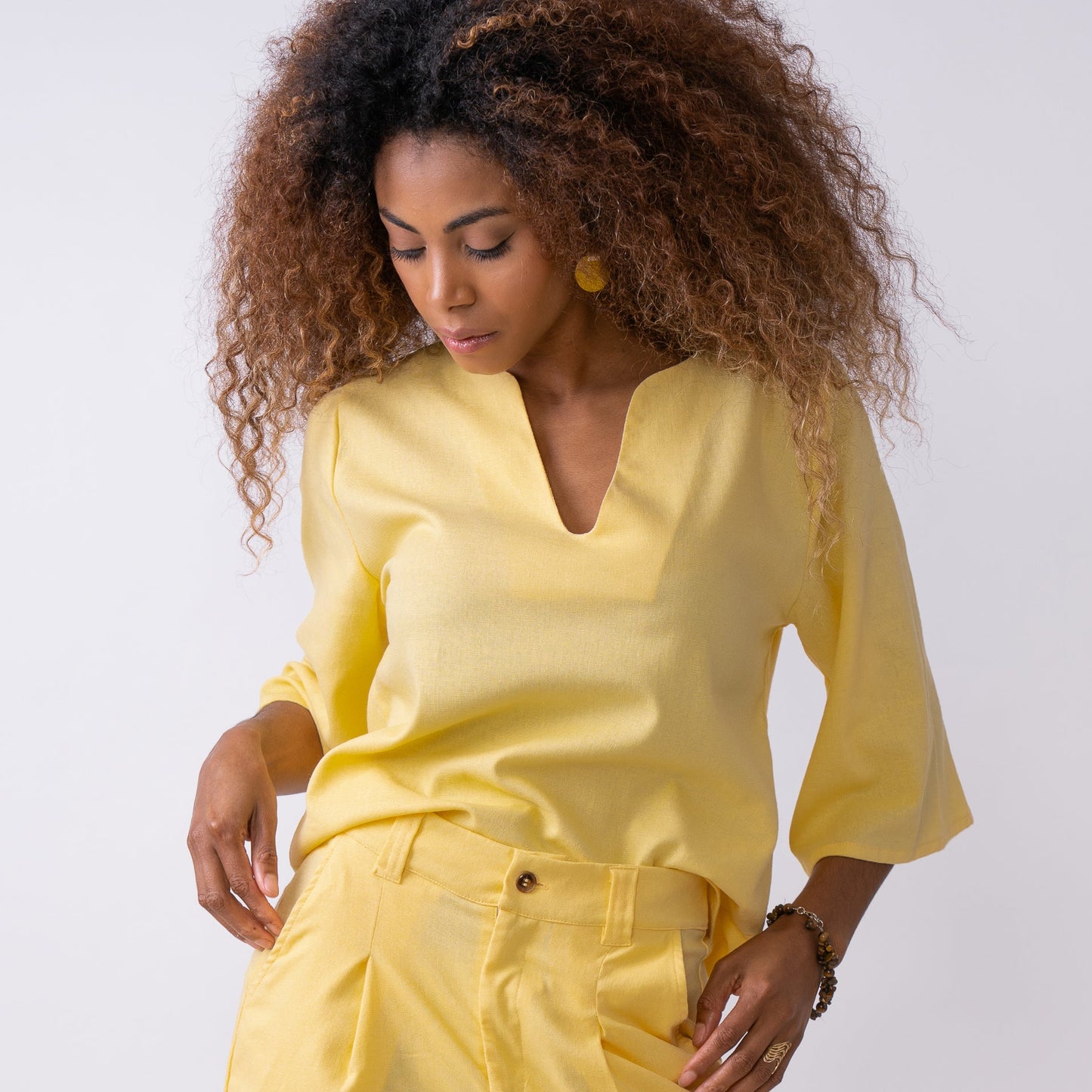 Camisa Manga Campana Amarillo Mantequilla