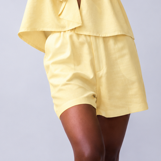 Short de Lino Amarillo