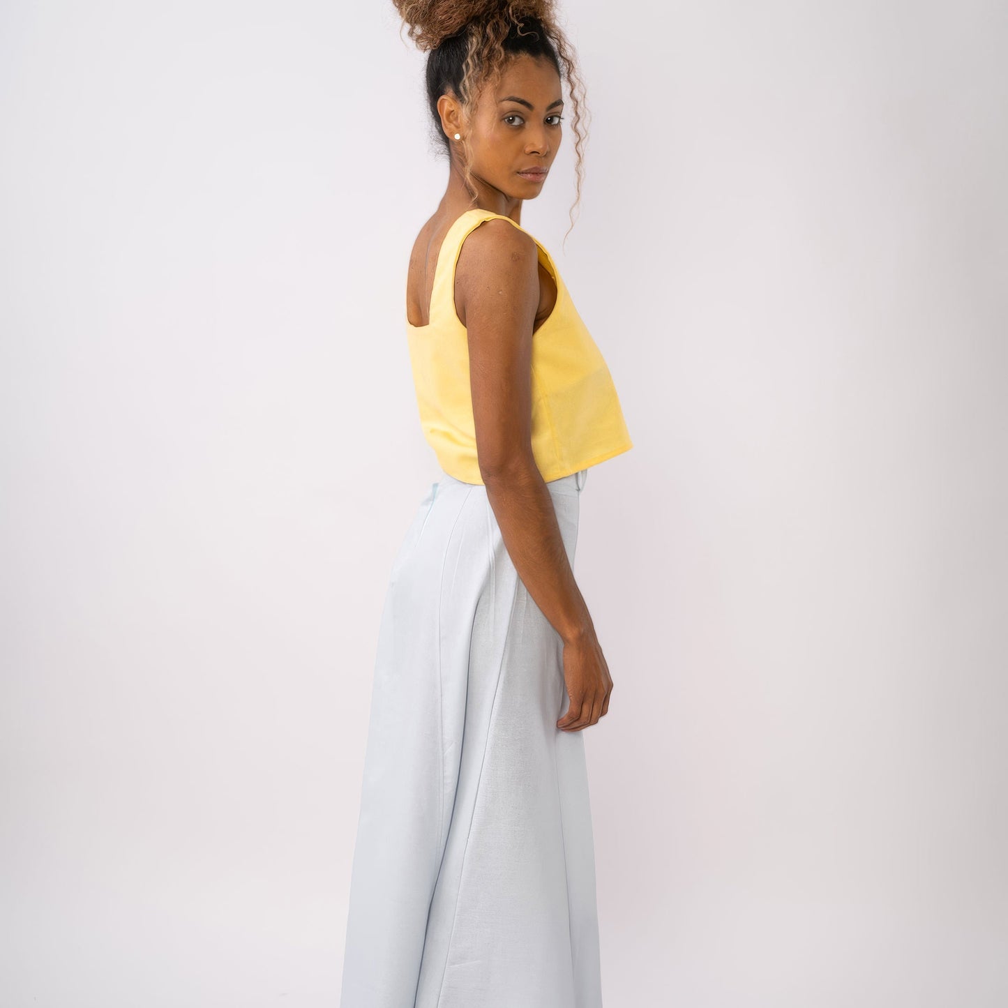 Falda larga Alba (tierra)