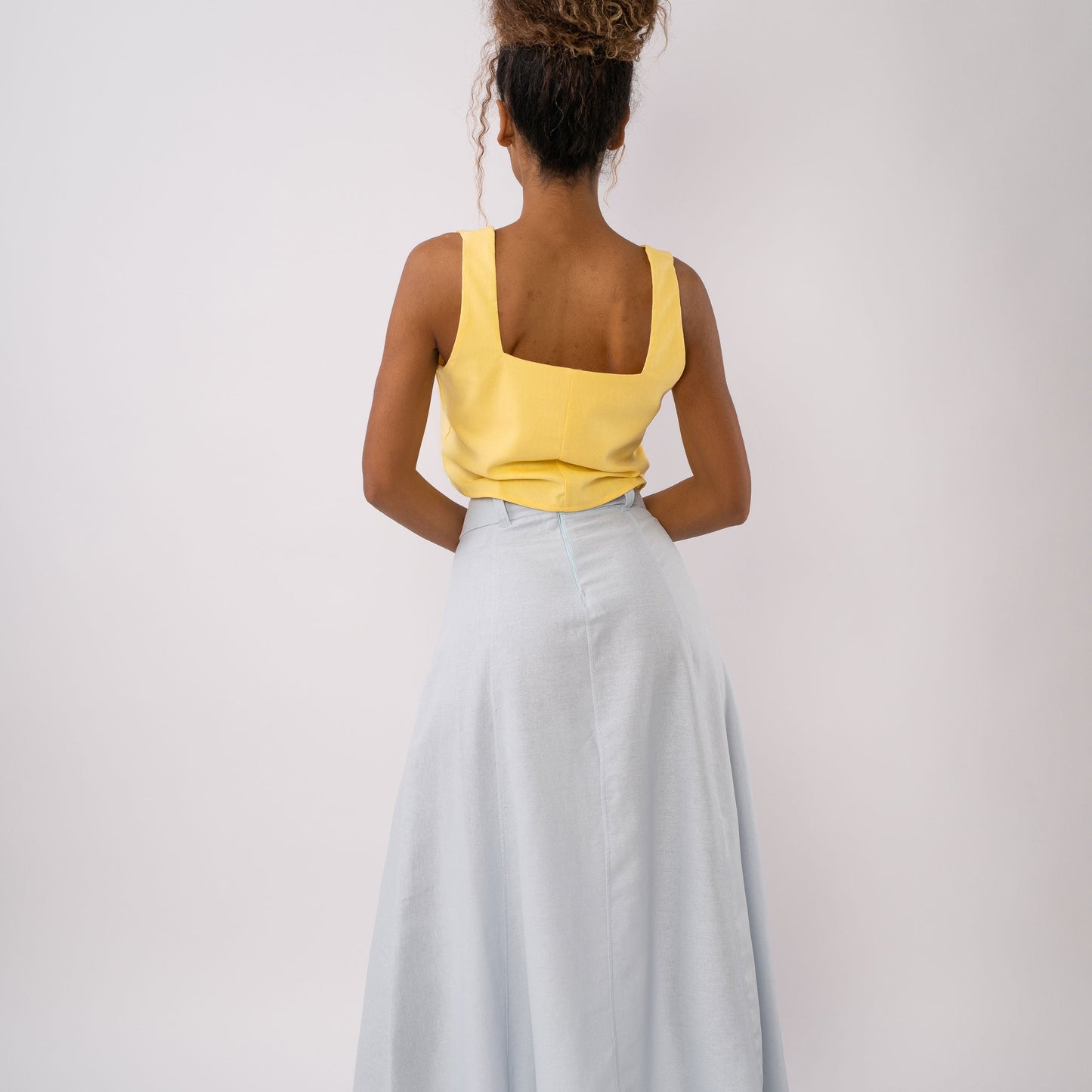 Falda larga Alba (tierra)